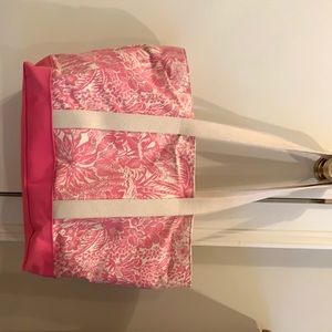 Eliza B tropical print pink tote bag